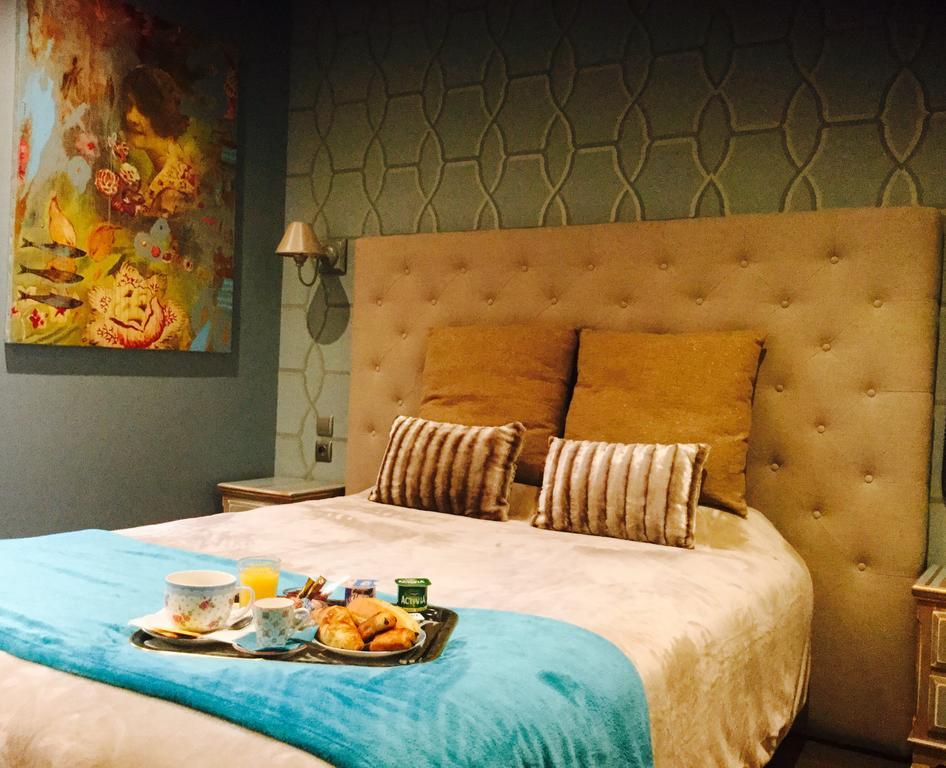 Hotel Du Commerce مونْتوبا الغرفة الصورة